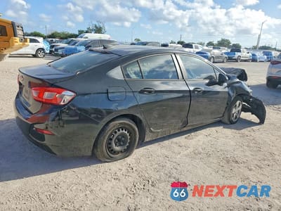 Trzecie zdjęcie samochodu z tyłu: 2017 CHEVROLET CRUZE LS VIN:1G1BC5SMXH7225549 - miniatura