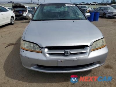 Piąte zdjęcie samochodu w środku: 1998 HONDA ACCORD LX VIN:1HGCG5541WA040464 - miniatura