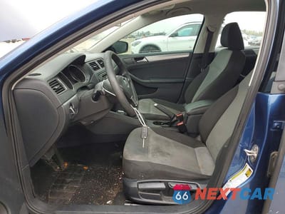 Zdjęcie 7 z 11 samochodu: 2018 VOLKSWAGEN JETTA S VIN:3VW2B7AJXJM222088 - miniatura