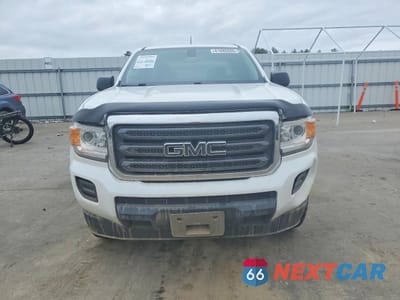 Piąte zdjęcie samochodu w środku: 2018 GMC CANYON VIN:1GTH5BEA3J1129959 - miniatura