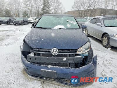 Piąte zdjęcie samochodu w środku: 2017 VOLKSWAGEN GOLF S VIN:3VW217AU1HM000305 - miniatura