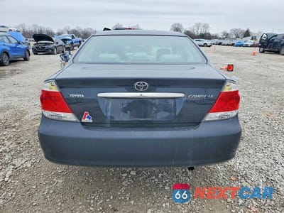 Zdjęcie 6 z 12 samochodu: 2005 TOYOTA CAMRY LE VIN:4T1BE32K25U621276 - miniatura