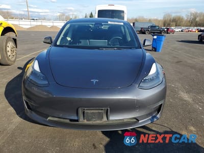 Piąte zdjęcie samochodu w środku: 2022 TESLA MODEL 3 VIN:5YJ3E1EB0NF175520 - miniatura