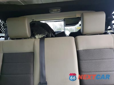 Zdjęcie 10 z 13 samochodu: 2010 JEEP WRANGLER UNLIMITED SAHARA VIN:1J4BA5H19AL203012 - miniatura