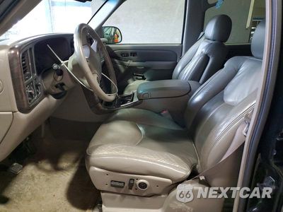 Zdjęcie 7 z 12 samochodu: 2003 GMC YUKON DENALI VIN:1GKEK63U73J307704 - miniatura
