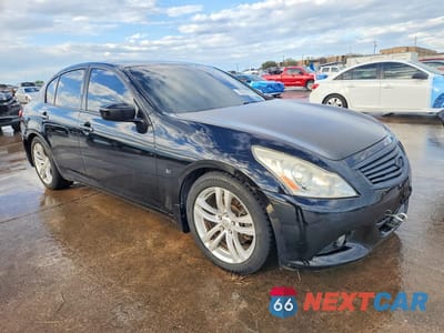 Czwarte zdjęcie samochodu z boku: 2015 INFINITI Q40 BASE VIN:JN1CV6AP6FM500441 - miniatura