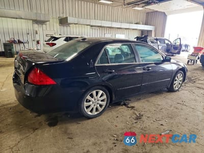 Trzecie zdjęcie samochodu z tyłu: 2007 HONDA ACCORD EX VIN:1HGCM665X7A045895 - miniatura