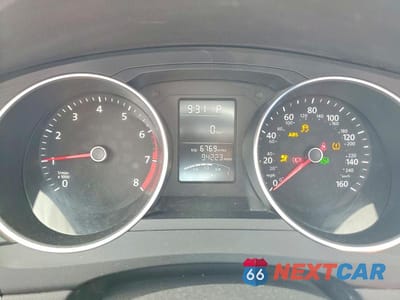 Zdjęcie 9 z 11 samochodu: 2017 VOLKSWAGEN JETTA S VIN:3VW2B7AJ3HM366611 - miniatura