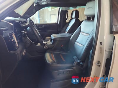 Zdjęcie 7 z 11 samochodu: 2023 GMC SIERRA K1500 AT4 VIN:1GTUUEEL7PZ215595 - miniatura