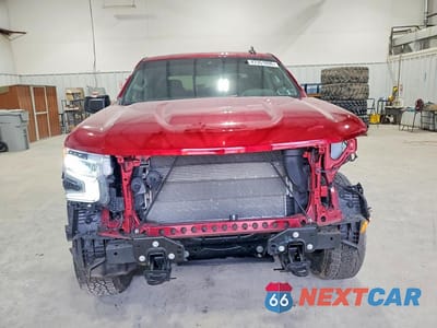 Piąte zdjęcie samochodu w środku: 2025 CHEVROLET SILVERADO K1500 RST VIN:1GCUKEED3SZ249766 - miniatura