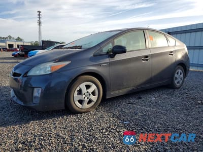 2011 TOYOTA PRIUS FOUR JTDKN3DUXB1419253 - główne zdjęcie licytacji z USA - miniatura