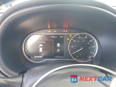 Zdjęcie 9 z 13 samochodu: 2019 NISSAN KICKS SR VIN:3N1CP5CU3KL511523 - miniatura