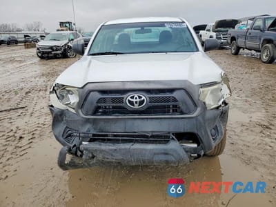 Piąte zdjęcie samochodu w środku: 2015 TOYOTA TACOMA BASE VIN:5TFTX4CN2FX059025 - miniatura