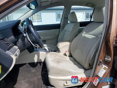 Zdjęcie 7 z 11 samochodu: 2011 SUBARU LEGACY 2.5I PREMIUM VIN:4S3BMBC64B3253266 - miniatura