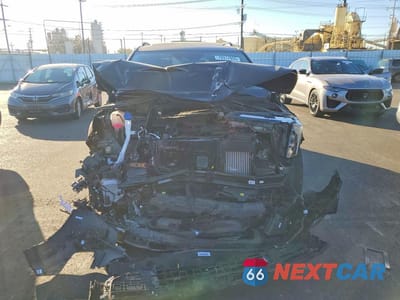 Piąte zdjęcie samochodu w środku: 2025 KIA CARNIVAL HYBRID SX PRESTIGE VIN:KNDNE5KA2S6073655 - miniatura