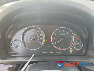 Zdjęcie 9 z 12 samochodu: 2011 BMW 535 XI VIN:WBAFU7C51BC875908 - miniatura