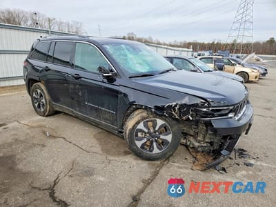 Czwarte zdjęcie samochodu z boku: 2024 JEEP GRAND CHEROKEE LIMITED 4XE VIN:1C4RJYB6XRC710958 - miniatura