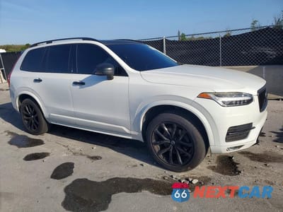 Czwarte zdjęcie samochodu z boku: 2019 VOLVO XC90 T5 MOMENTUM VIN:YV4102PK6K1506398 - miniatura