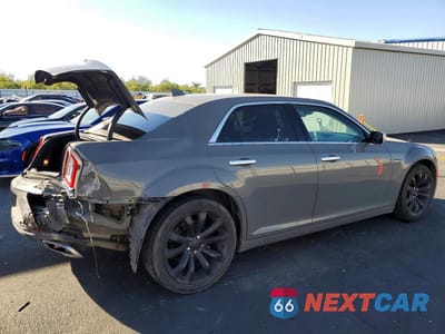 Trzecie zdjęcie samochodu z tyłu: 2018 CHRYSLER 300 LIMITED VIN:2C3CCAEGXJH148710 - miniatura