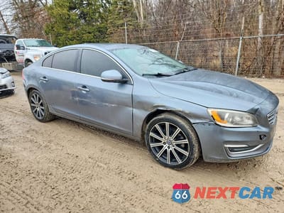 Czwarte zdjęcie samochodu z boku: 2016 VOLVO S60 PREMIER VIN:LYV402FK2GB106162 - miniatura