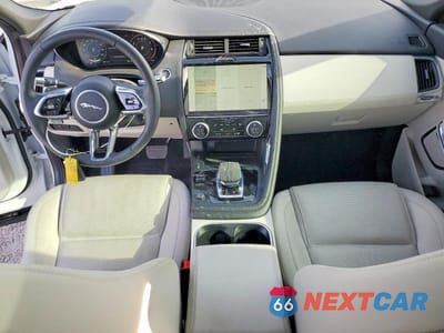 Zdjęcie 8 z 14 samochodu: 2022 JAGUAR E-PACE SE VIN:SADFP2FX4N1030503 - miniatura