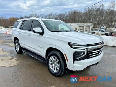 Czwarte zdjęcie samochodu z boku: 2025 CHEVROLET TAHOE K1500 LT VIN:1GNS6NRD0SR327465 - miniatura