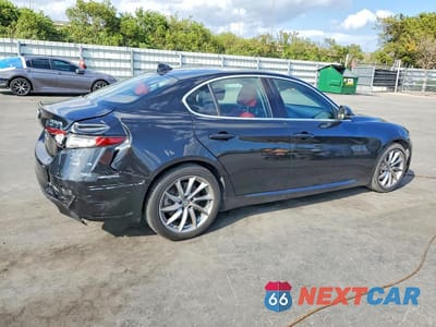 Trzecie zdjęcie samochodu z tyłu: 2017 ALFA ROMEO GIULIA Q4 VIN:ZARFAEDN6H7554355 - miniatura