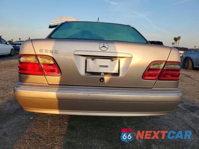 Zdjęcie 6 z 11 samochodu: 2001 MERCEDES-BENZ E 320 VIN:WDBJF65J81B343974 - miniatura