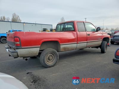 Trzecie zdjęcie samochodu z tyłu: 1996 DODGE RAM 2500 VIN:3B7KF23W3TM185116 - miniatura