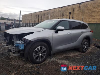 2024 TOYOTA HIGHLANDER XLE 5TDKDRBHXRS531690 - główne zdjęcie licytacji z USA - miniatura
