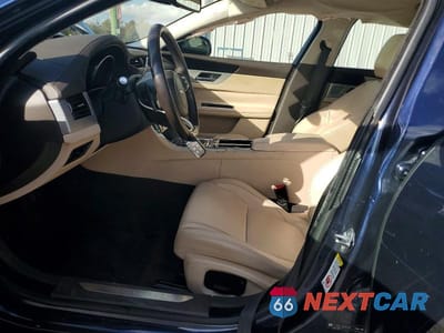 Zdjęcie 7 z 13 samochodu: 2016 JAGUAR XF PREMIUM VIN:SAJBD4BV3GCY20659 - miniatura