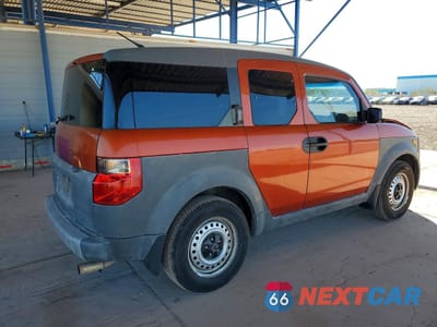 Trzecie zdjęcie samochodu z tyłu: 2004 HONDA ELEMENT DX VIN:5J6YH18224L008428 - miniatura