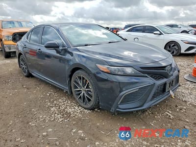 Czwarte zdjęcie samochodu z boku: 2024 TOYOTA CAMRY SE VIN:4T1G11AK9RU887519 - miniatura