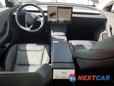 Zdjęcie 8 z 11 samochodu: 2025 TESLA MODEL 3 VIN:5YJ3E1EAXSF926092 - miniatura