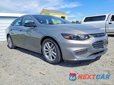 Czwarte zdjęcie samochodu z boku: 2018 CHEVROLET MALIBU HYBRID VIN:1G1ZF5SU4JF197412 - miniatura