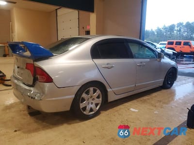 Trzecie zdjęcie samochodu z tyłu: 2010 HONDA CIVIC LX-S VIN:2HGFA1F63AH565804 - miniatura