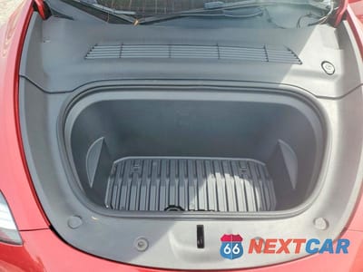 Zdjęcie 12 z 13 samochodu: 2023 TESLA MODEL Y VIN:7SAYGDEE0PA110973 - miniatura
