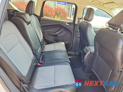 Zdjęcie 11 z 13 samochodu: 2019 FORD ESCAPE SE VIN:1FMCU0GDXKUB75793 - miniatura