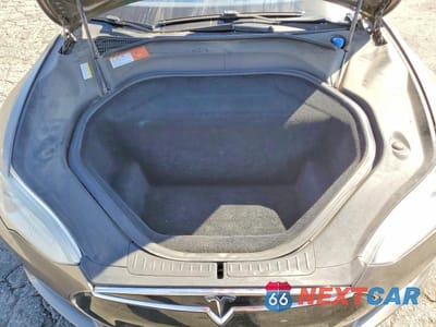 Zdjęcie 11 z 12 samochodu: 2016 TESLA MODEL S VIN:5YJSA1E20GF123881 - miniatura