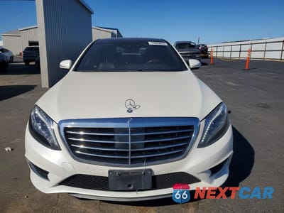 Piąte zdjęcie samochodu w środku: 2015 MERCEDES-BENZ S 550 VIN:WDDUG8CB1FA194488 - miniatura