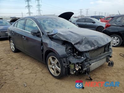 Czwarte zdjęcie samochodu z boku: 2012 VOLVO S60 T5 VIN:YV1622FS6C2040871 - miniatura