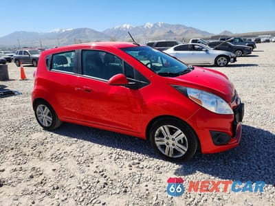 Czwarte zdjęcie samochodu z boku: 2014 CHEVROLET SPARK LS VIN:KL8CA6S96EC488149 - miniatura