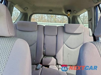 Zdjęcie 10 z 13 samochodu: 2007 TOYOTA RAV 4 VIN:JTMBD33V176043260 - miniatura