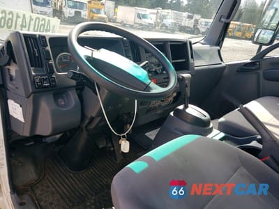 Zdjęcie 8 z 13 samochodu: 2016 ISUZU NRR VIN:JALE5W166G7301823 - miniatura