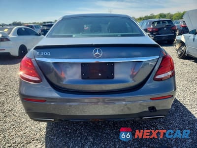 Zdjęcie 6 z 11 samochodu: 2019 MERCEDES-BENZ E 300 VIN:WDDZF4JB9KA526059 - miniatura