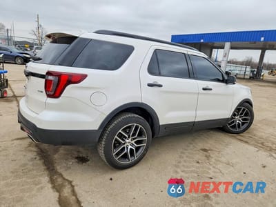 Trzecie zdjęcie samochodu z tyłu: 2016 FORD EXPLORER SPORT VIN:1FM5K8GT9GGA84346 - miniatura