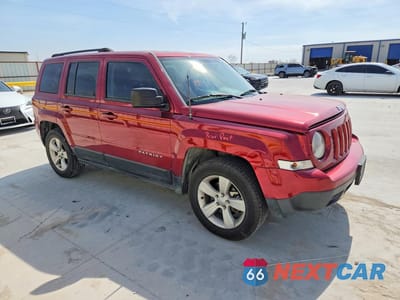 Czwarte zdjęcie samochodu z boku: 2015 JEEP PATRIOT SPORT VIN:1C4NJPBB9FD409951 - miniatura
