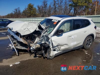 2023 BMW X1 XDRIVE28I WBX73EF09P5Y02654 - główne zdjęcie licytacji z USA - miniatura