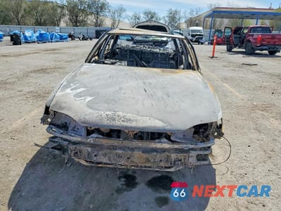 Piąte zdjęcie samochodu w środku: 1995 TOYOTA CAMRY LE VIN:JT2SK12E9S0300617 - miniatura