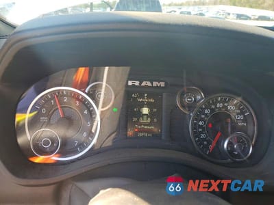 Zdjęcie 9 z 12 samochodu: 2023 RAM 1500 TRADESMAN VIN:1C6SRFCTXPN586492 - miniatura